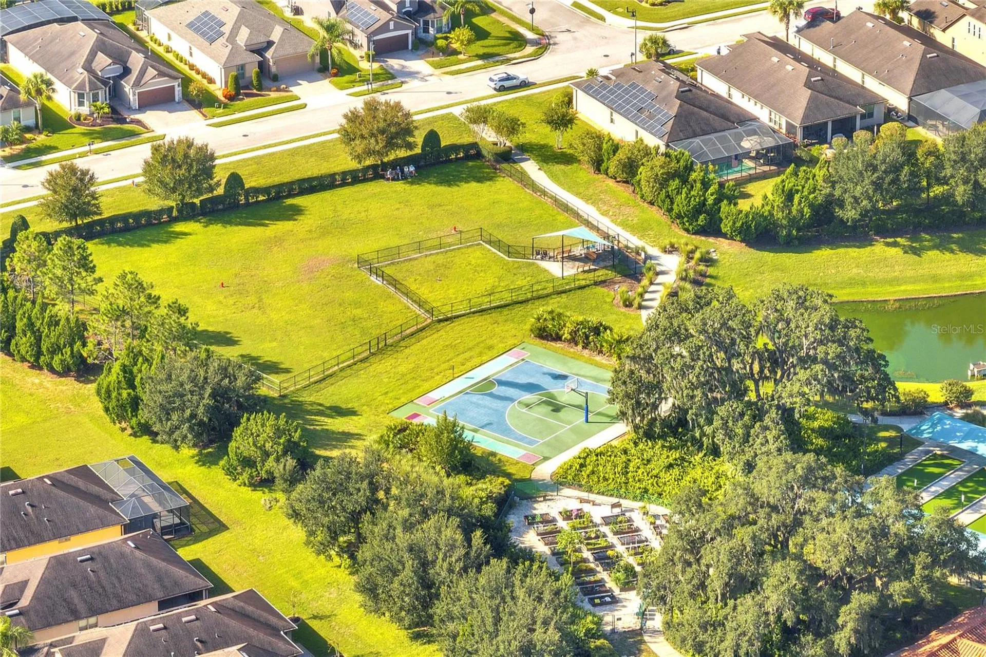 1394 Yellow Finch Drive Davenport FL 33837