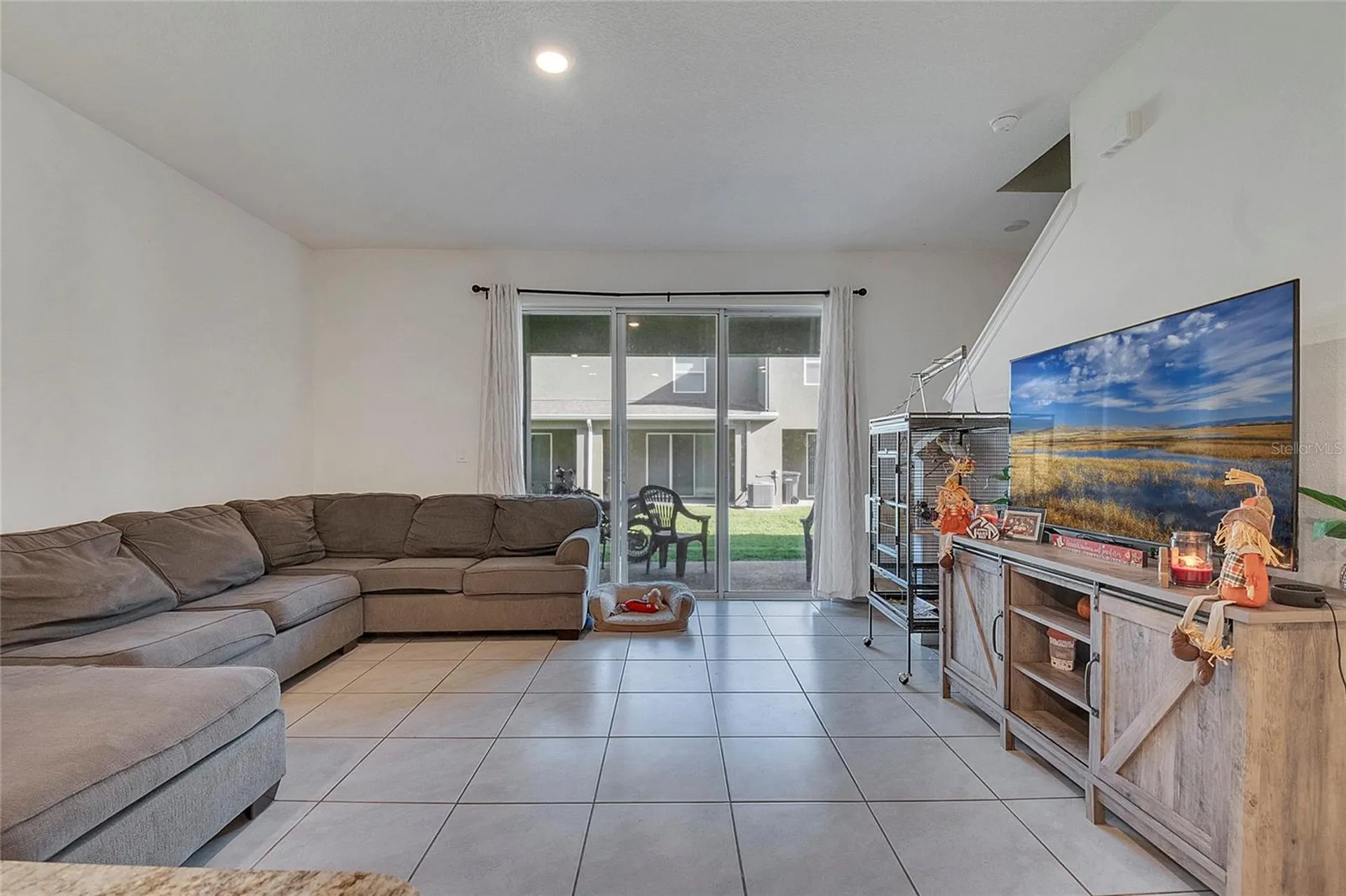 1394 Yellow Finch Drive Davenport FL 33837