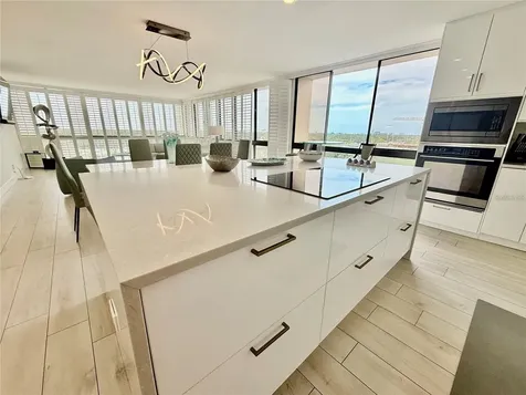 3301 Bayshore Boulevard Tampa FL 33629