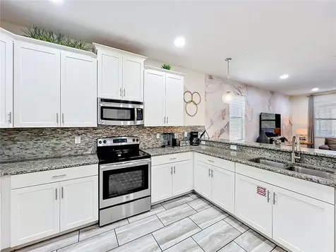 1505 Rolling Fairway Drive Davenport FL 33896