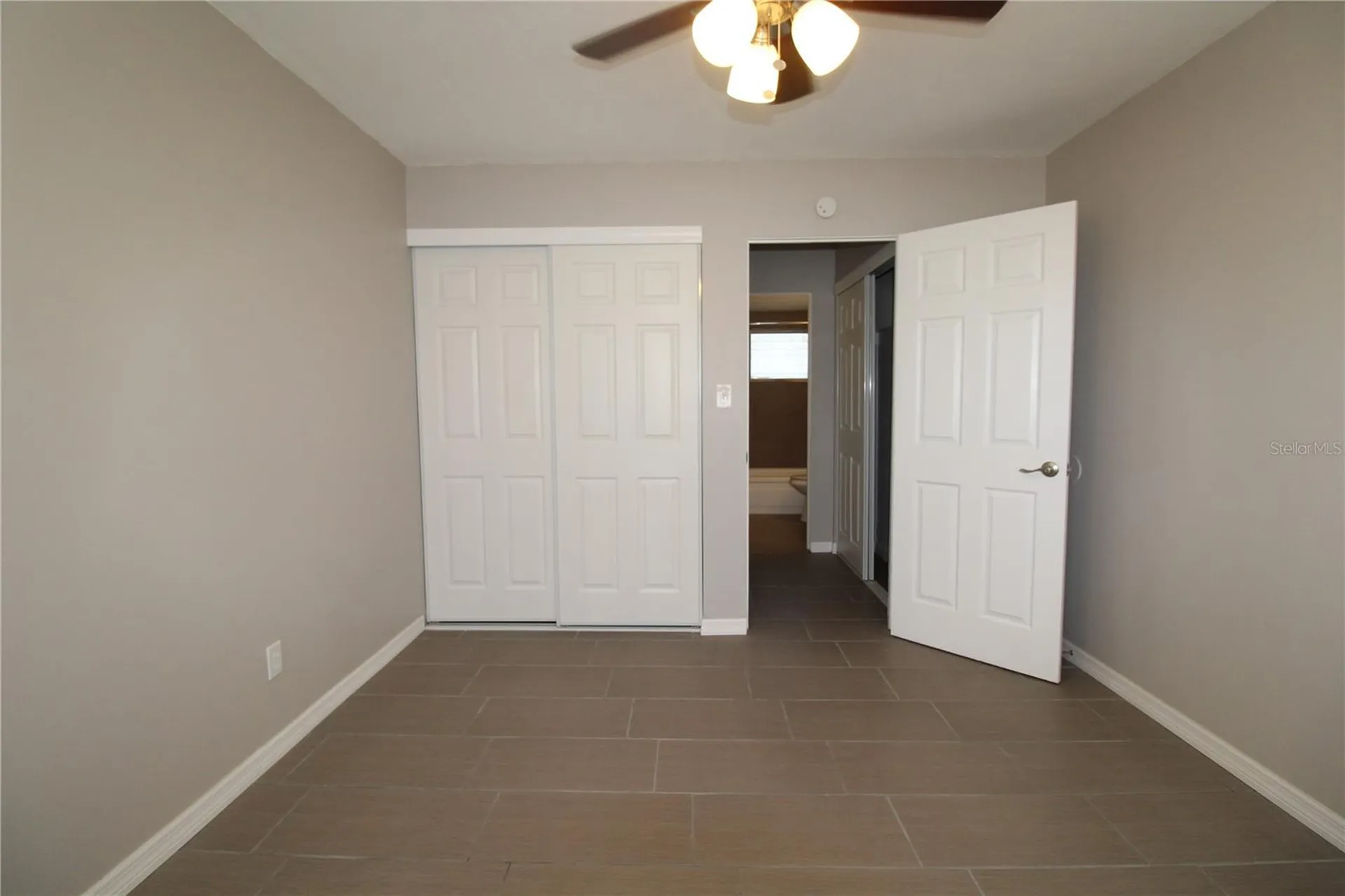 3001 Bee Ridge Road Sarasota FL 34239