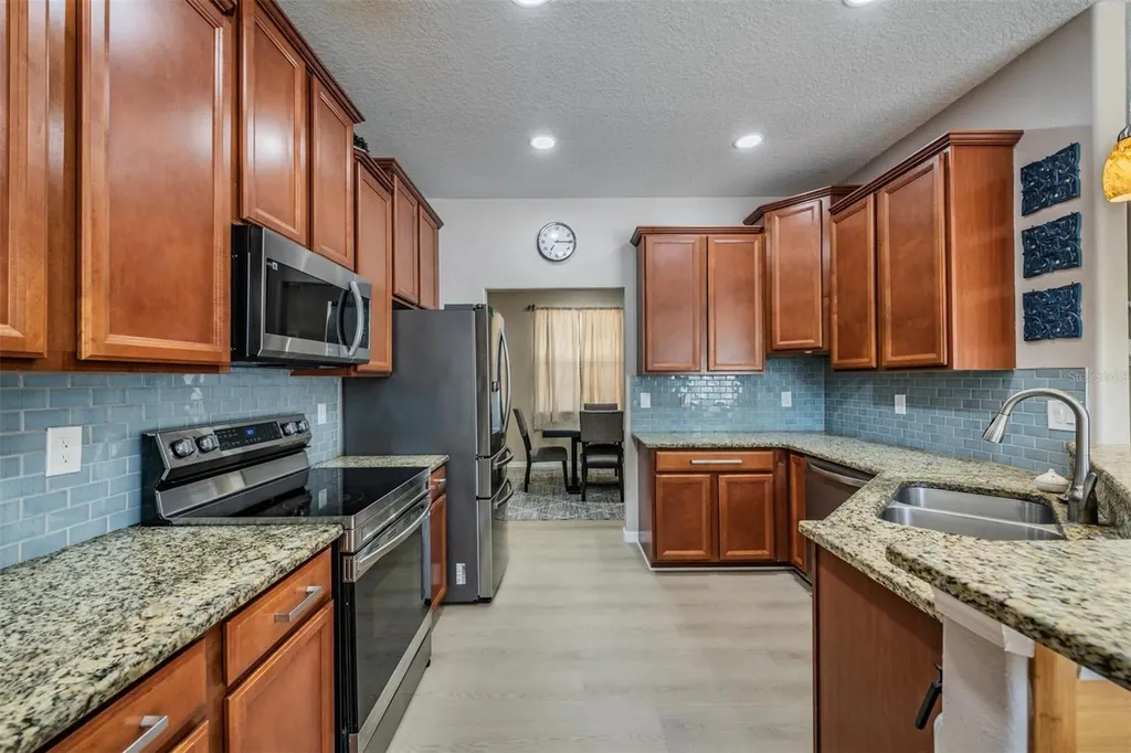 15415 Long Cypress Drive Ruskin FL 33573