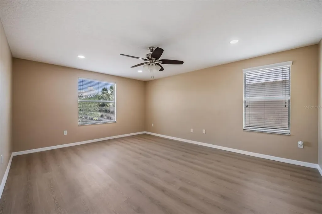 15415 Long Cypress Drive Ruskin FL 33573