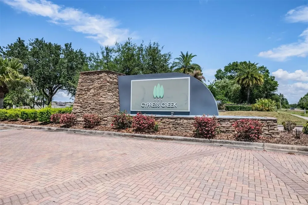 15415 Long Cypress Drive Ruskin FL 33573
