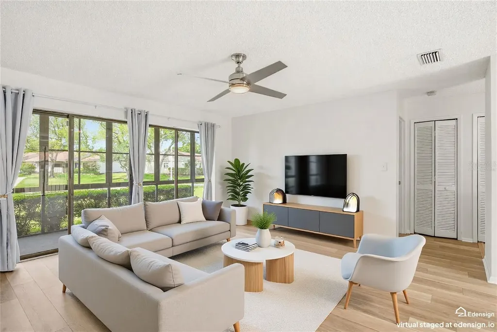 20 Evelyn Court Oldsmar FL 34677