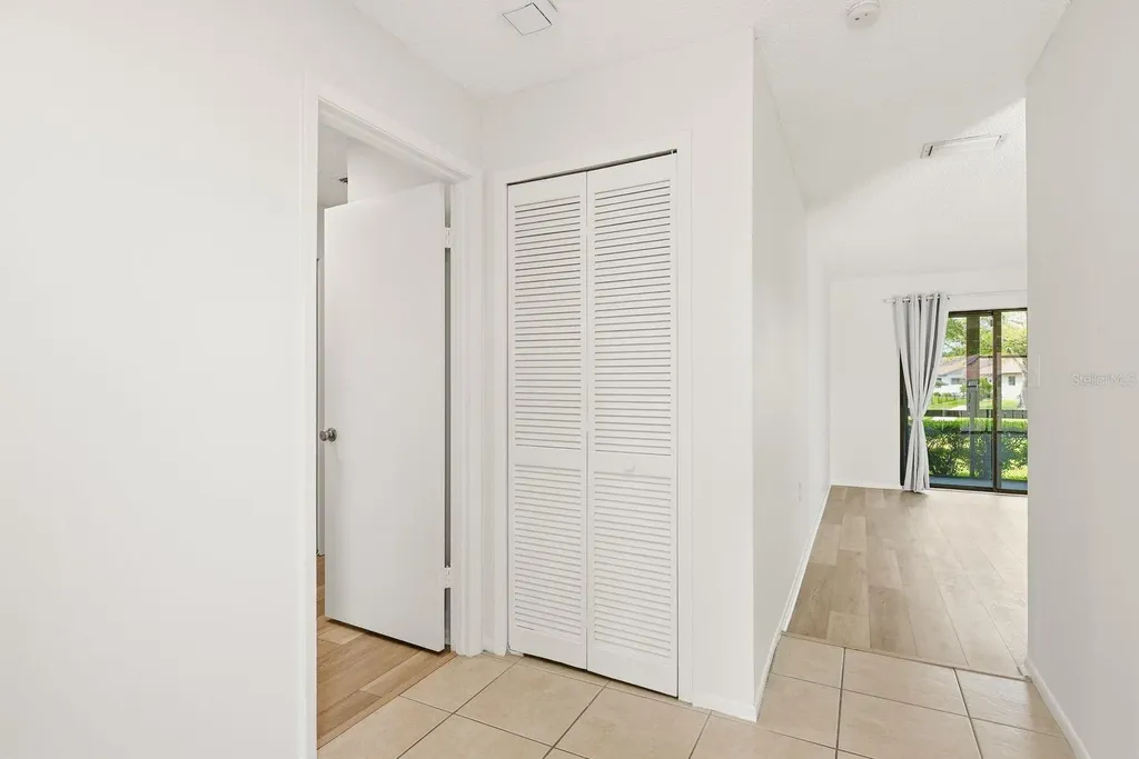 20 Evelyn Court Oldsmar FL 34677
