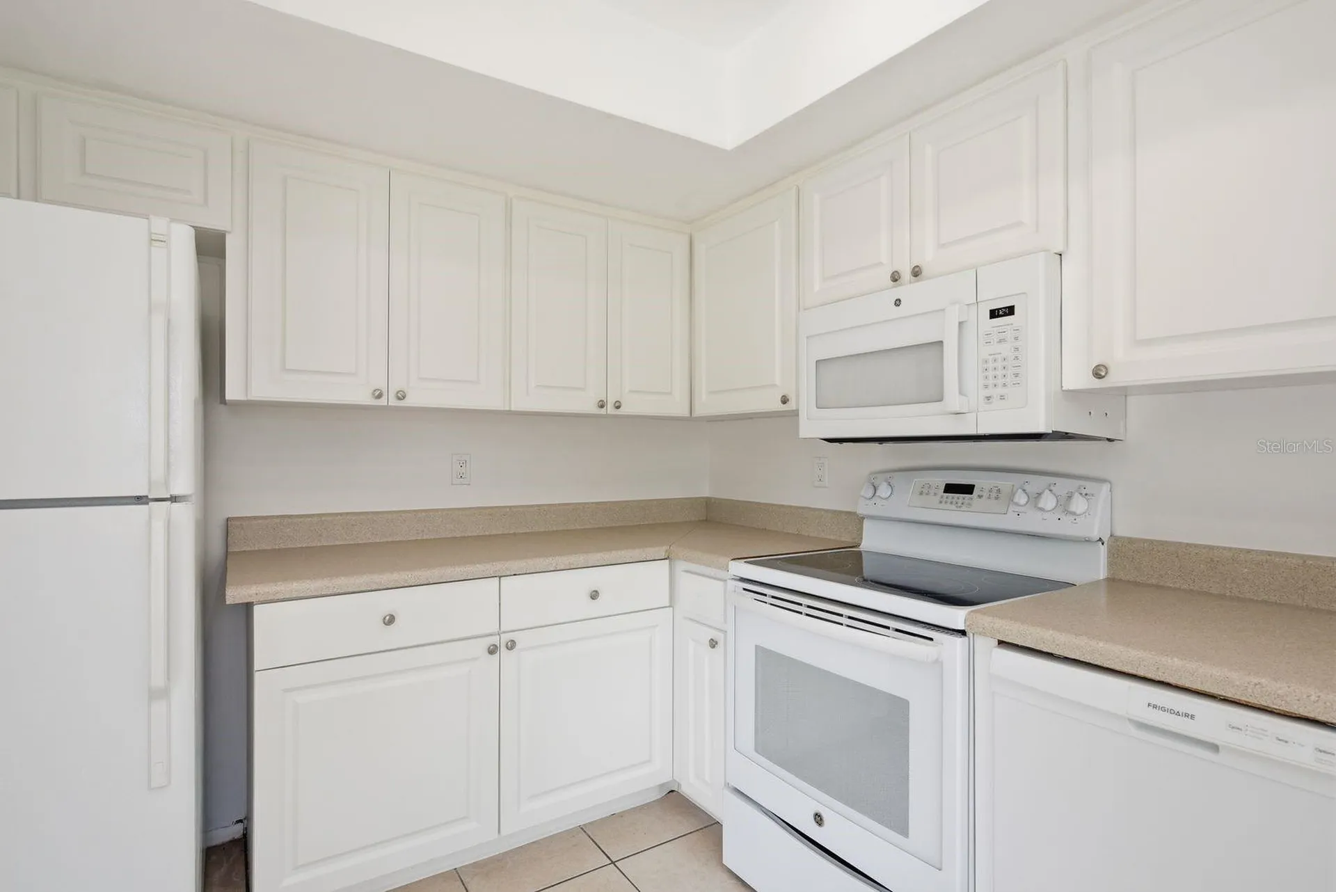 20 Evelyn Court Oldsmar FL 34677