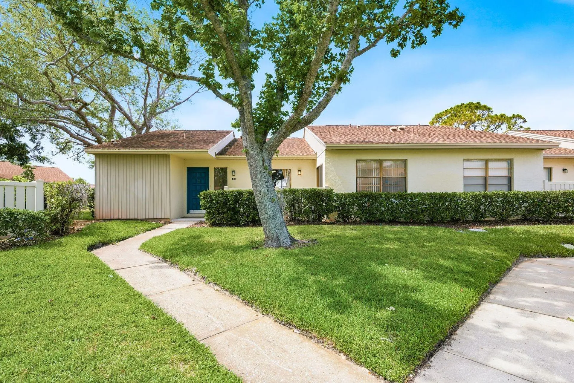 20 Evelyn Court Oldsmar FL 34677
