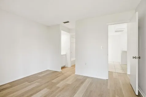 20 Evelyn Court Oldsmar FL 34677