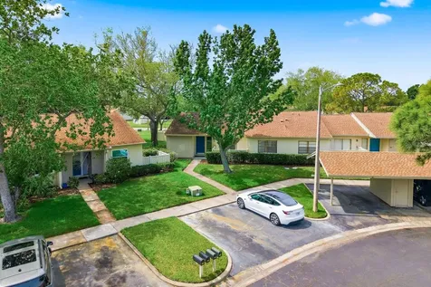 20 Evelyn Court Oldsmar FL 34677