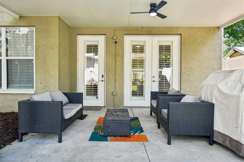 2616 11th Street N St Petersburg FL 33704