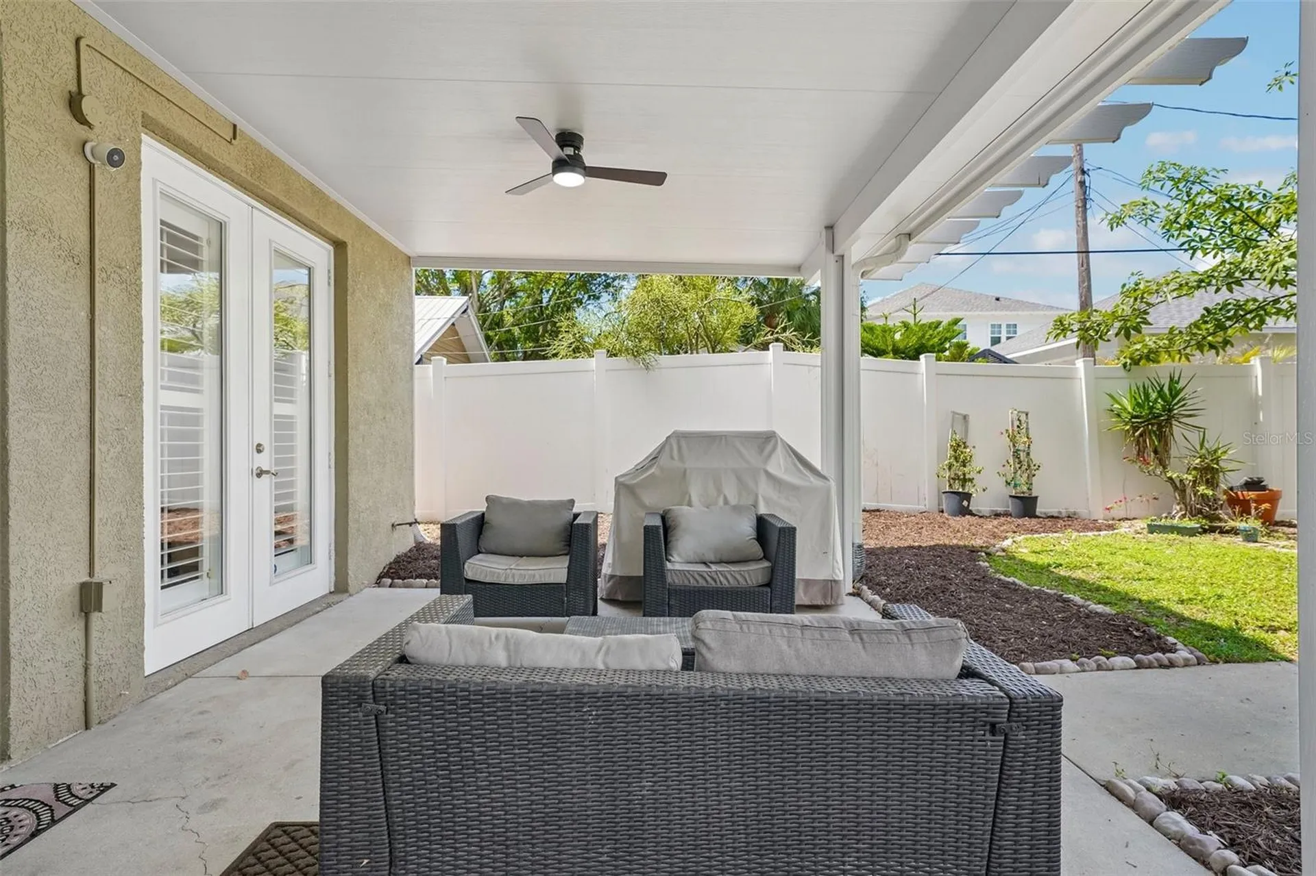 2616 11th Street N St Petersburg FL 33704