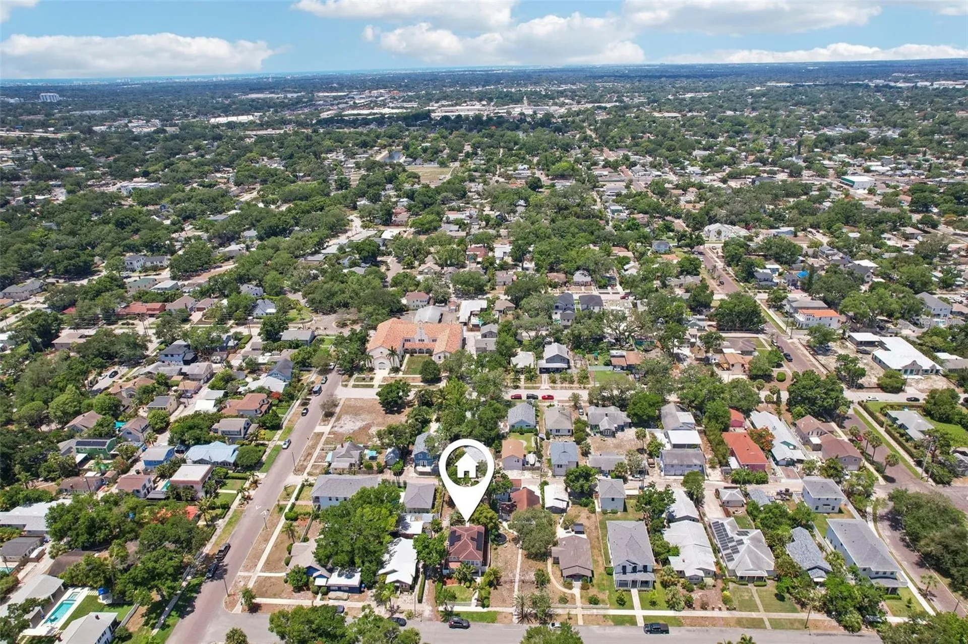 2616 11th Street N St Petersburg FL 33704