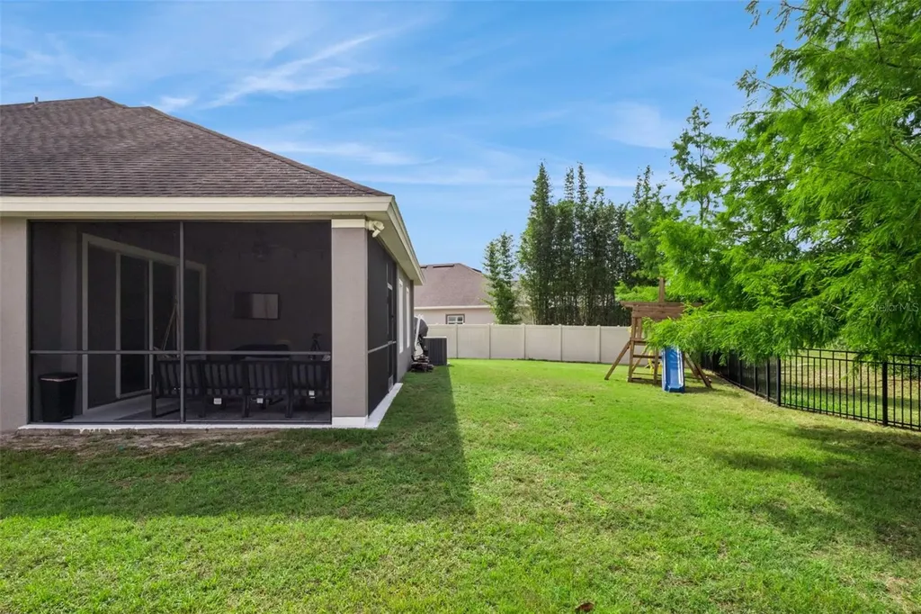 436 Bellissimo Place Howey In The Hills FL 34737