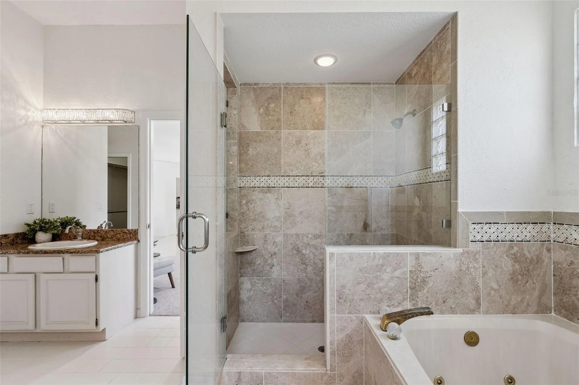 8146 Canyon Lake Circle Orlando FL 32835