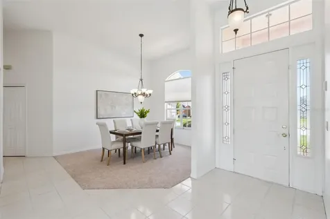 8146 Canyon Lake Circle Orlando FL 32835