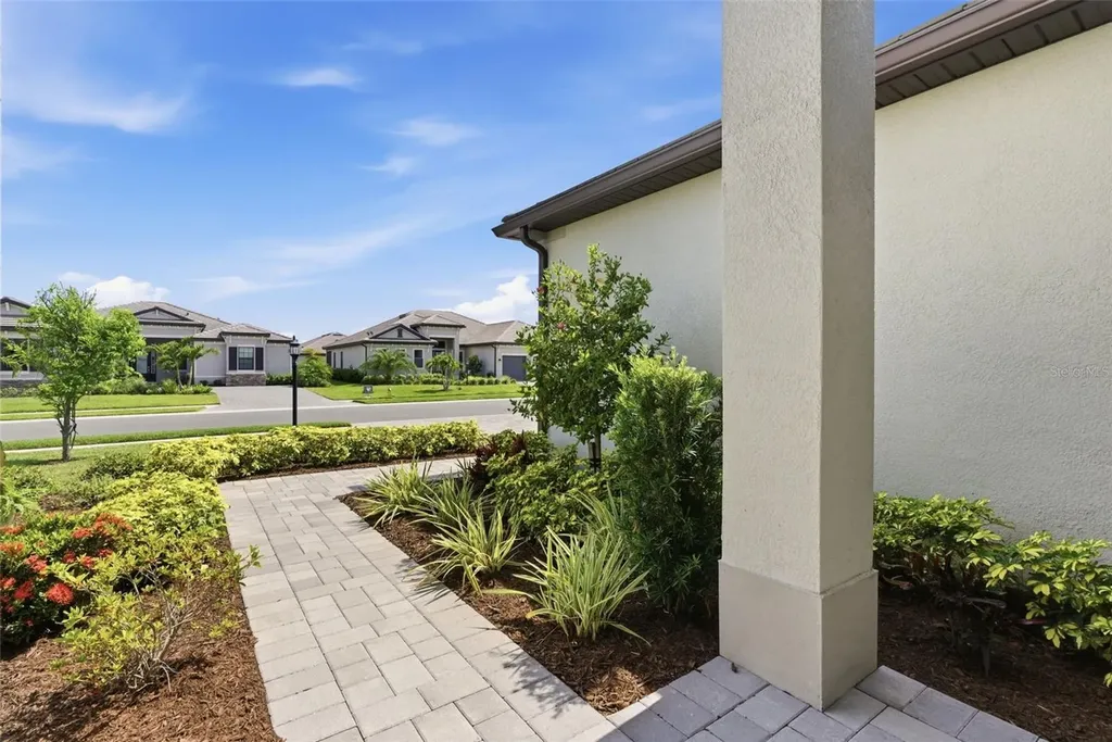 15909 Tradewind Terrace Lakewood Ranch FL 34211