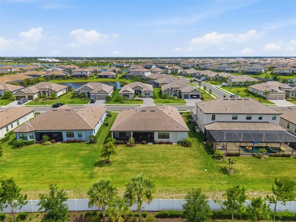 15909 Tradewind Terrace Lakewood Ranch FL 34211
