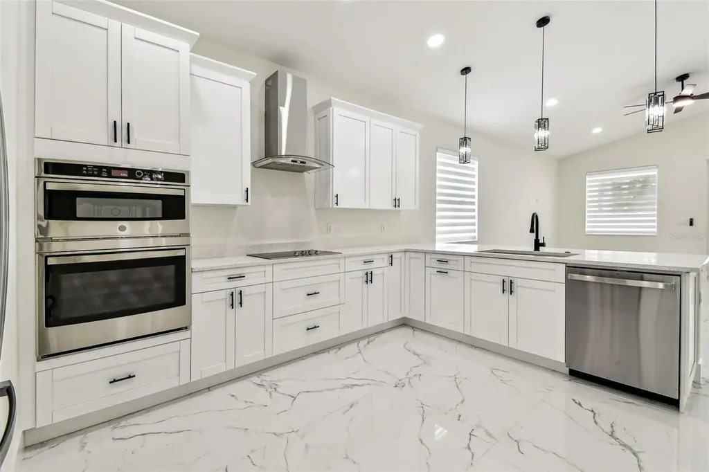 7012 N Willow Avenue Tampa FL 33604