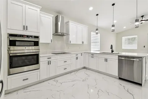 7012 N Willow Avenue Tampa FL 33604