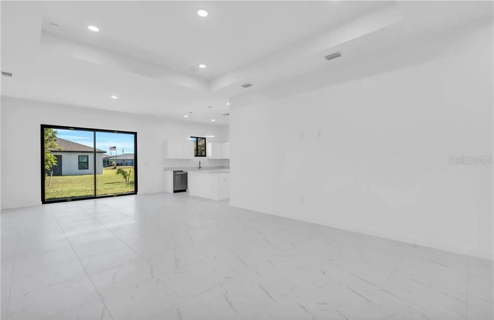 3924 NW 38th Street Cape Coral FL 33993