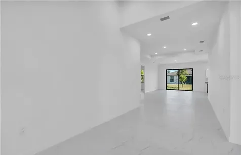 3924 NW 38th Street Cape Coral FL 33993
