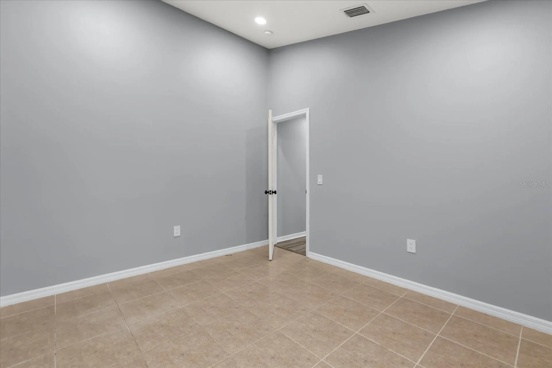 460 Martigues Drive Kissimmee FL 34759