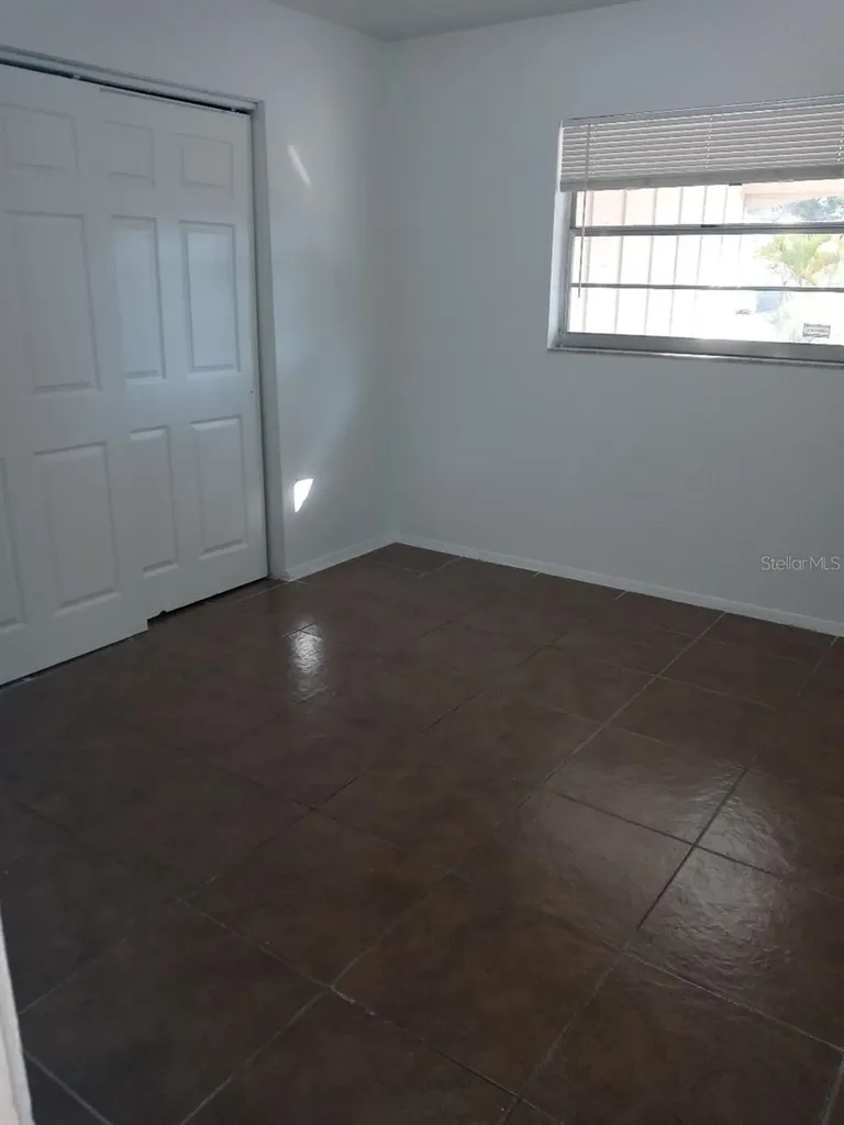 807 60th Avenue W Bradenton FL 34207