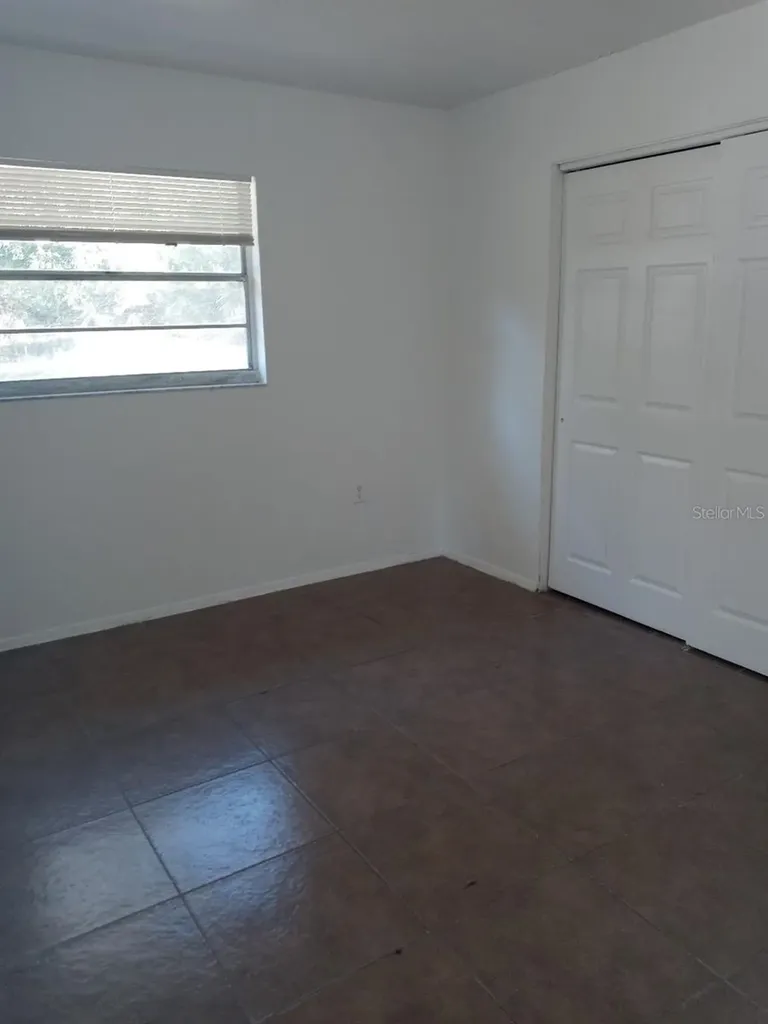807 60th Avenue W Bradenton FL 34207