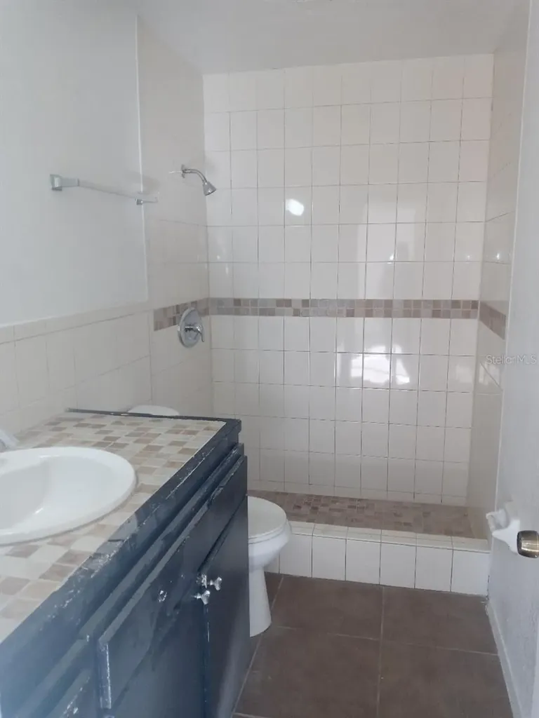 807 60th Avenue W Bradenton FL 34207