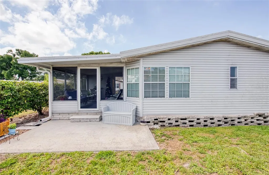 258 Pelican Drive N Oldsmar FL 34677