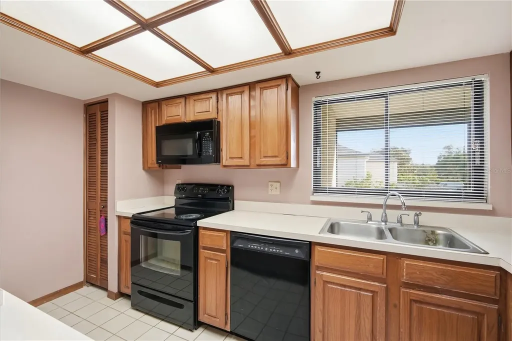 4515 Southampton Court Tampa FL 33618