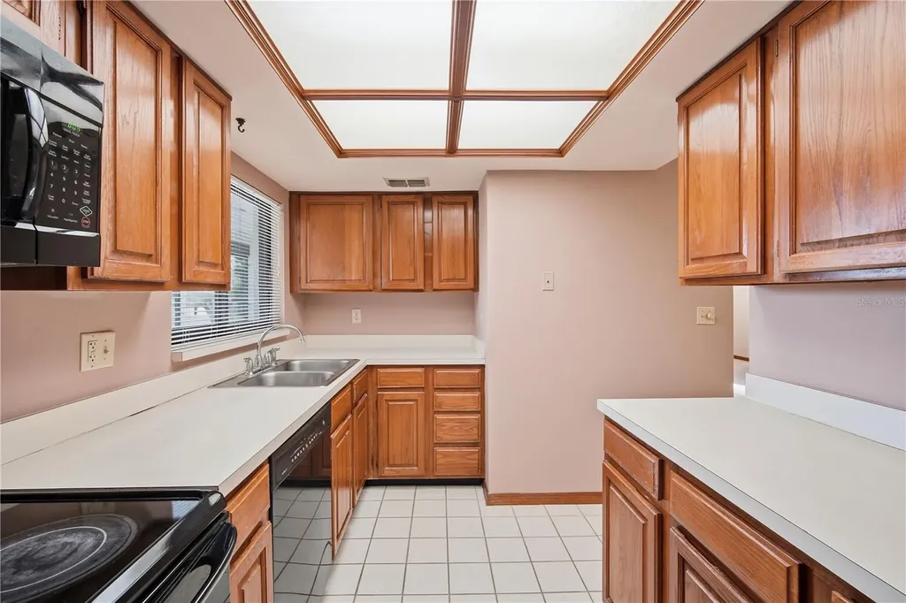 4515 Southampton Court Tampa FL 33618