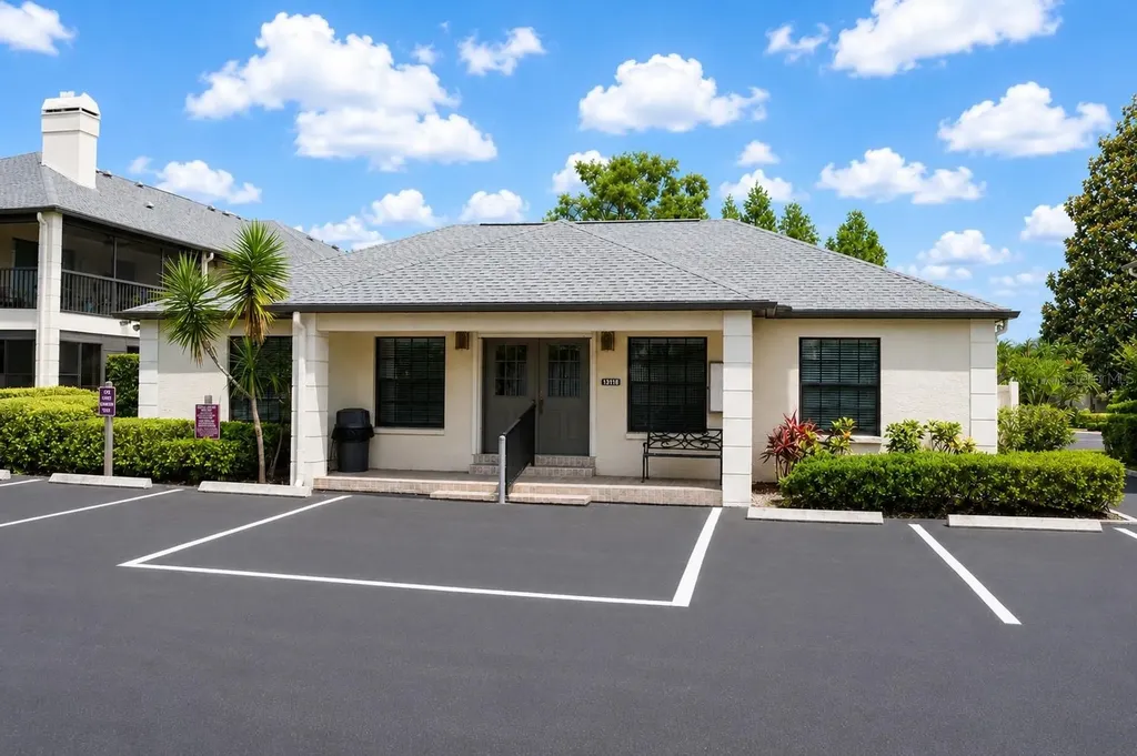 4515 Southampton Court Tampa FL 33618