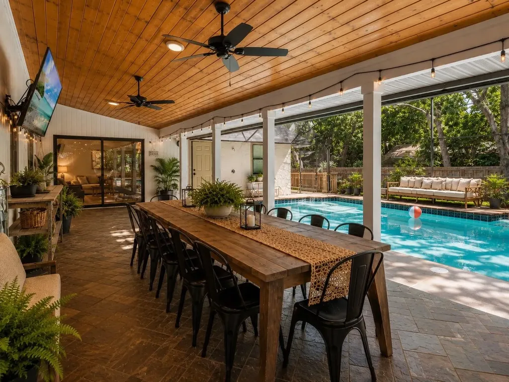 2221 Bluff Oak Street Apopka FL 32712