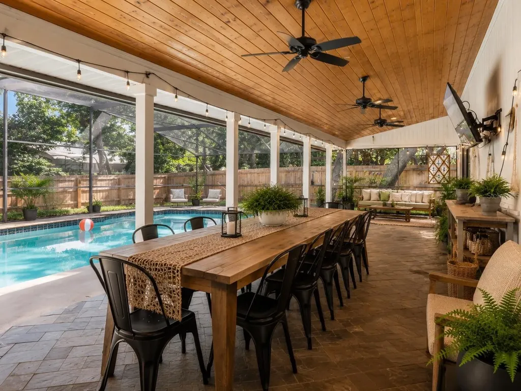 2221 Bluff Oak Street Apopka FL 32712