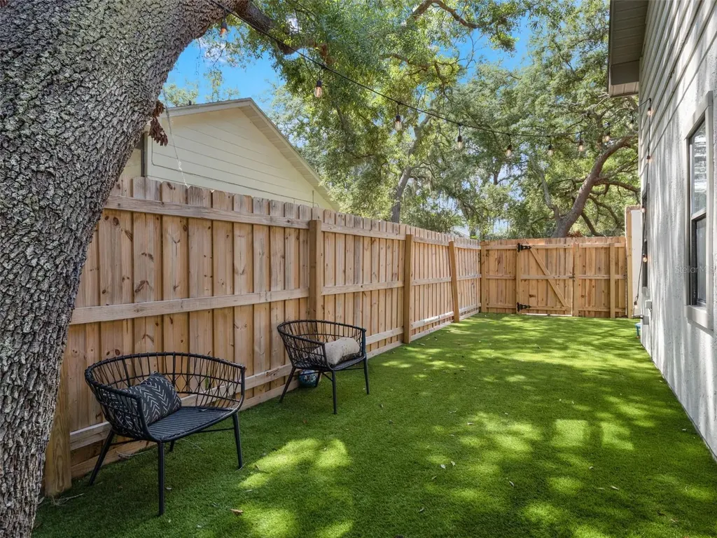 2221 Bluff Oak Street Apopka FL 32712