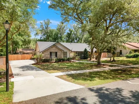 2221 Bluff Oak Street Apopka FL 32712