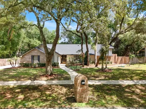 2221 Bluff Oak Street Apopka FL 32712