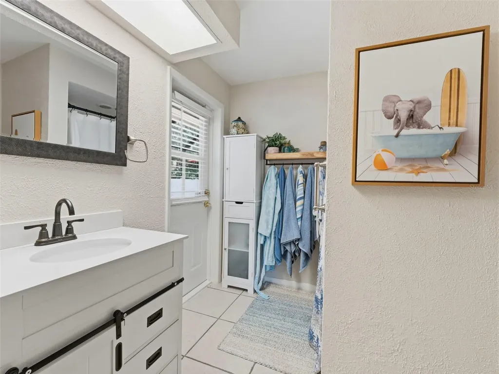 3325 San Mateo Street Clearwater FL 33759