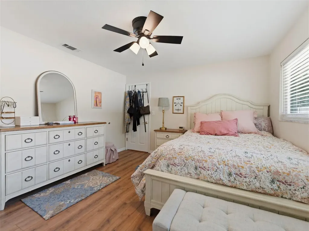 3325 San Mateo Street Clearwater FL 33759