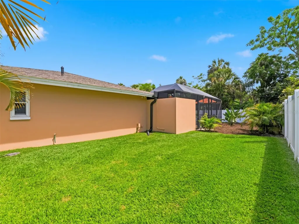 3325 San Mateo Street Clearwater FL 33759