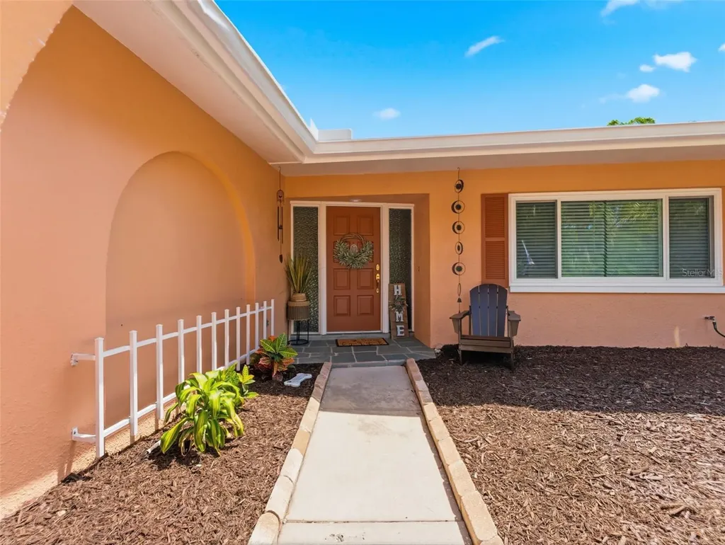 3325 San Mateo Street Clearwater FL 33759
