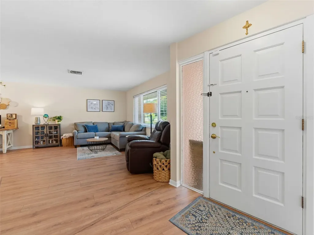3325 San Mateo Street Clearwater FL 33759