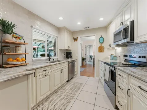 3325 San Mateo Street Clearwater FL 33759