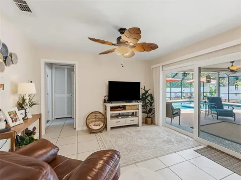 3325 San Mateo Street Clearwater FL 33759