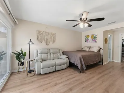 3325 San Mateo Street Clearwater FL 33759