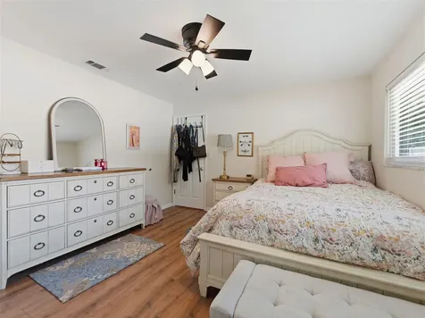 3325 San Mateo Street Clearwater FL 33759