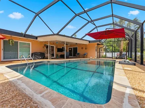 3325 San Mateo Street Clearwater FL 33759