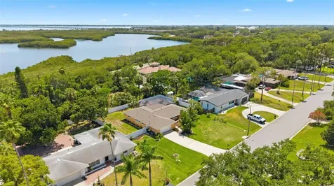 3325 San Mateo Street Clearwater FL 33759
